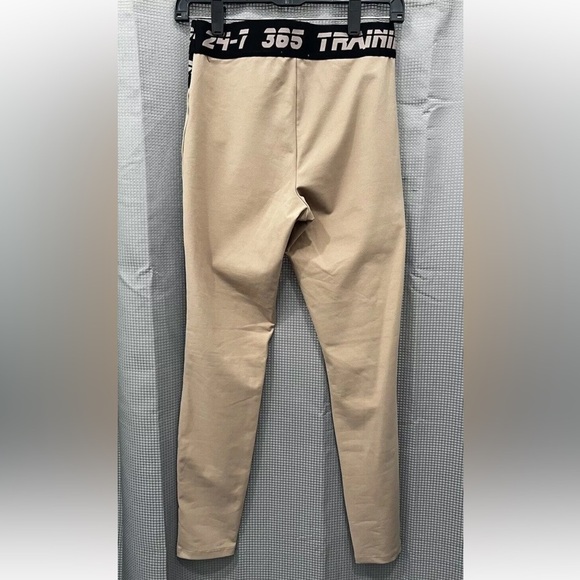 FOREVER 21 Beige Tan Leggings Yoga Pants Black Cross Cross Waist Training 365 - Picture 5 of 9
